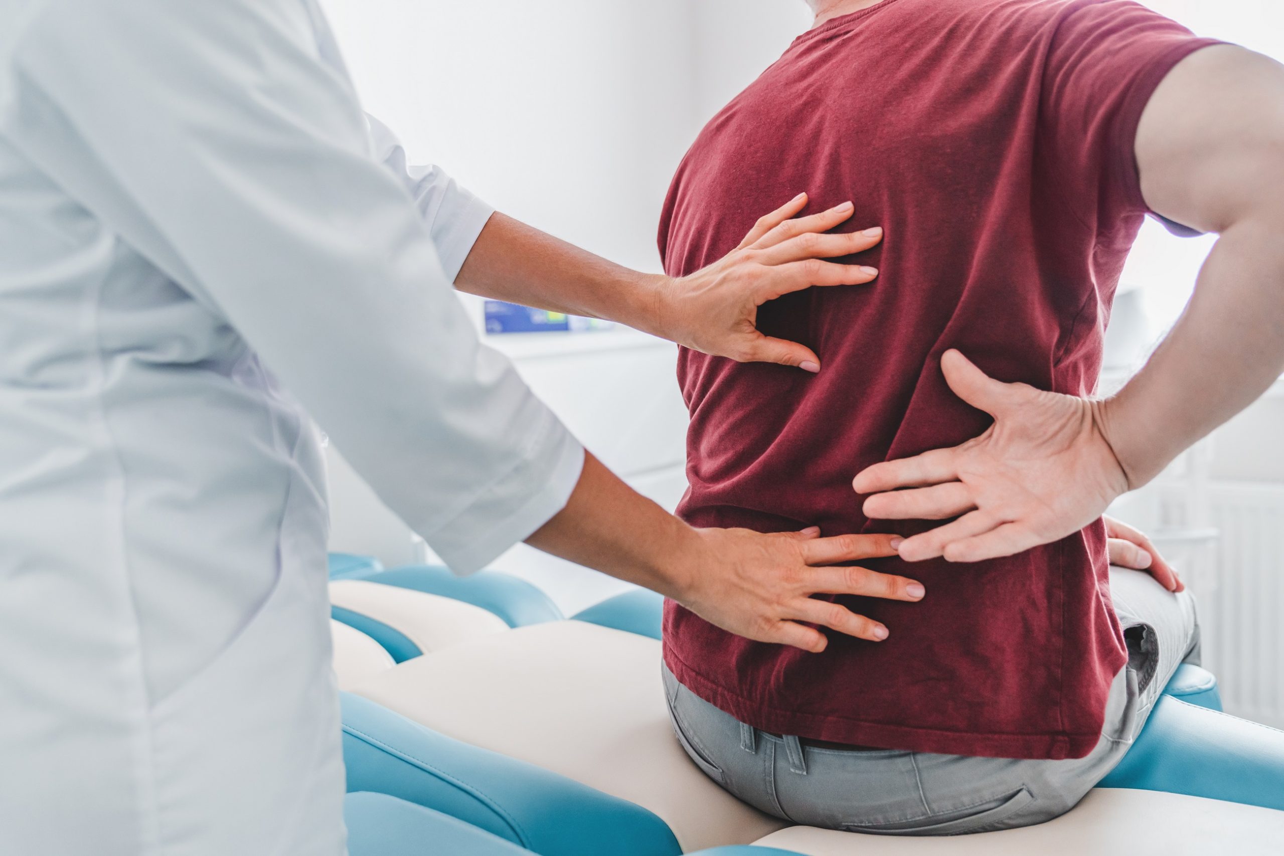 El 80 % de los adultos padece dolor en la espalda baja, una lesión
